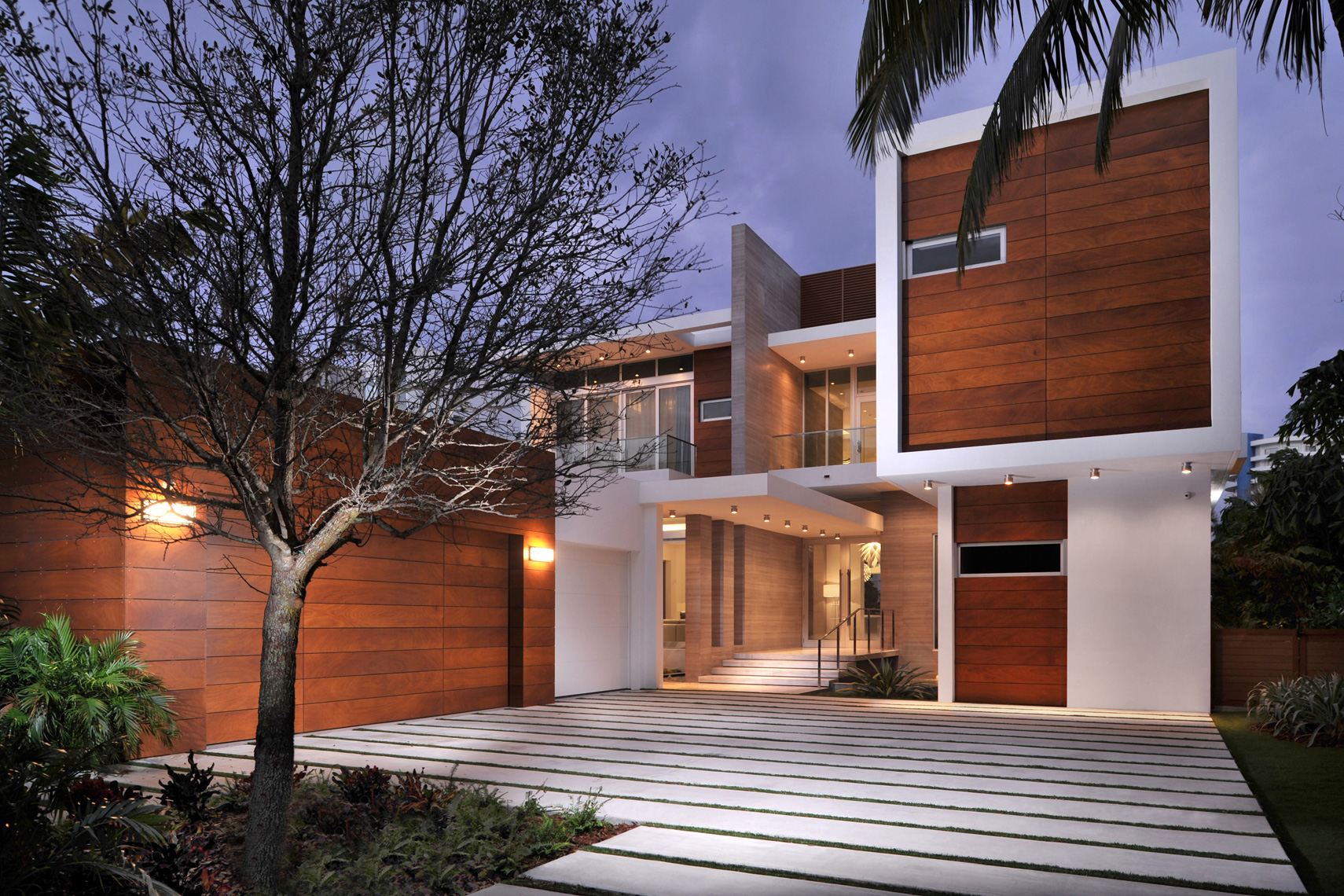 5235-Front-Exterior-Dusk_Web